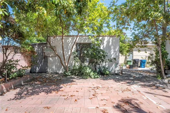 2439 California Street, Walnut Park, California 90255