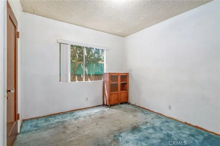 2439 California Street, Walnut Park, California 90255