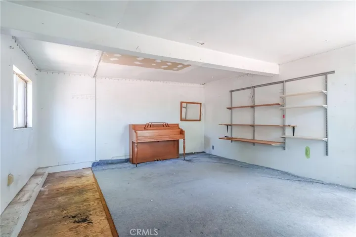 2439 California Street, Walnut Park, California 90255