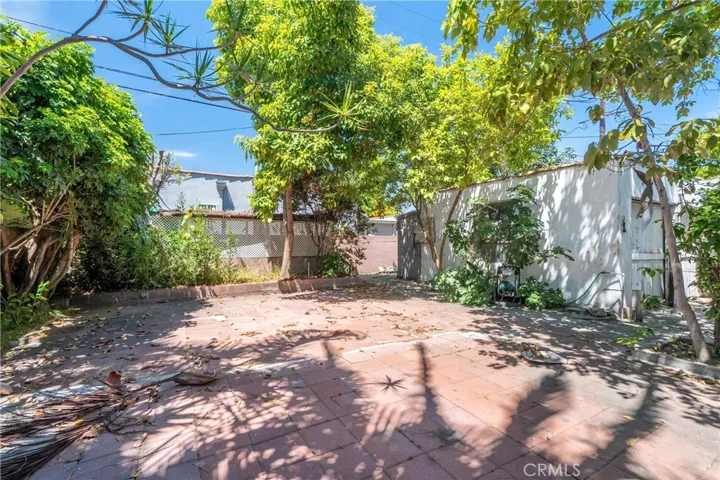 2439 California Street, Walnut Park, California 90255