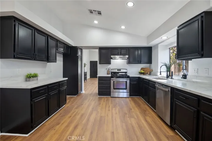 2628 E Avenue Q14, Palmdale, California 93550