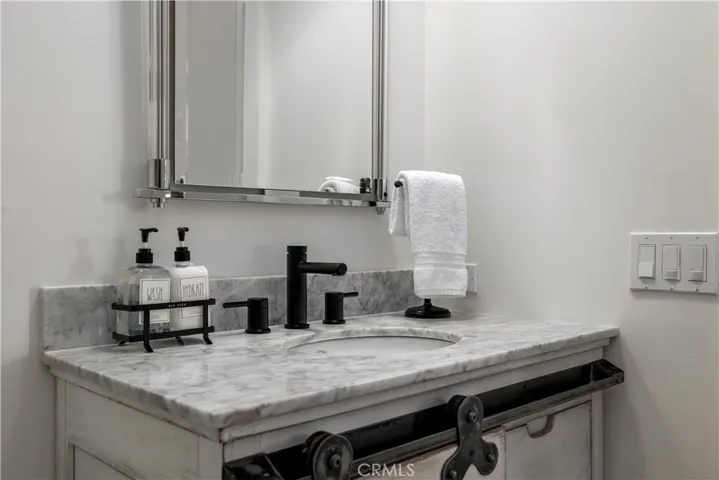 3325 Sagewood Hills Road, Vista, California 92084