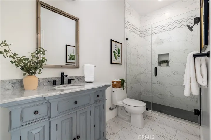 3325 Sagewood Hills Road, Vista, California 92084