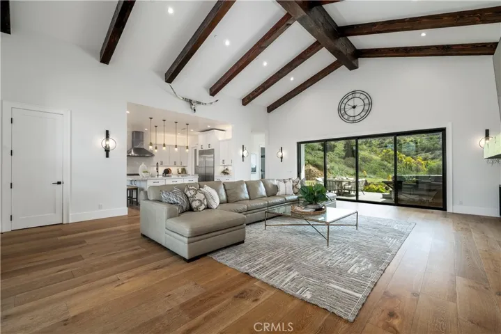 3325 Sagewood Hills Road, Vista, California 92084