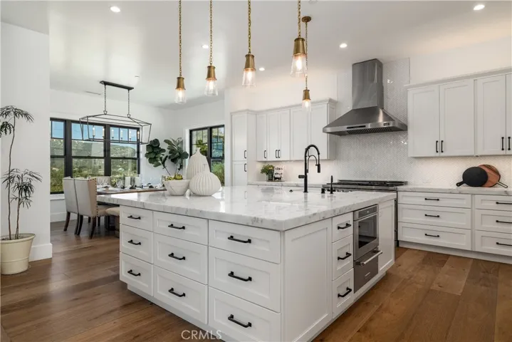 3325 Sagewood Hills Road, Vista, California 92084