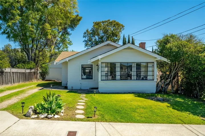 2082 Harris Street, San Luis Obispo, California 93401