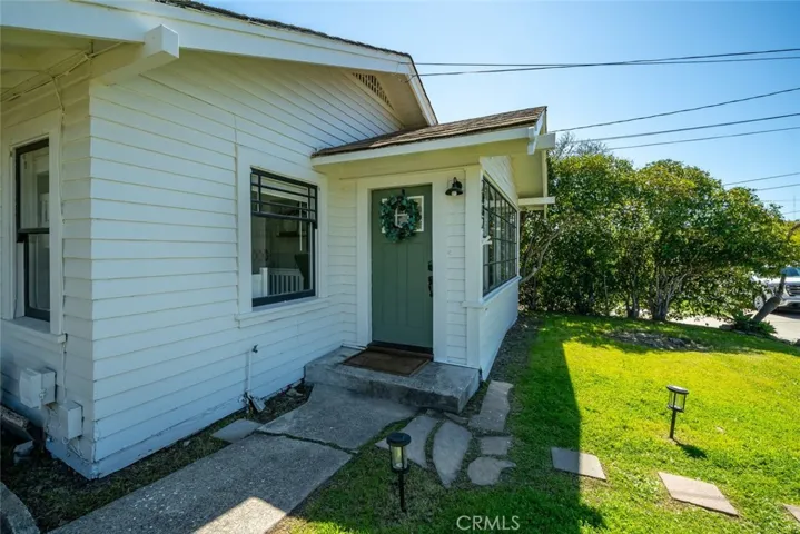 2082 Harris Street, San Luis Obispo, California 93401