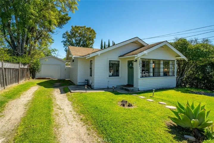 2082 Harris Street, San Luis Obispo, California 93401