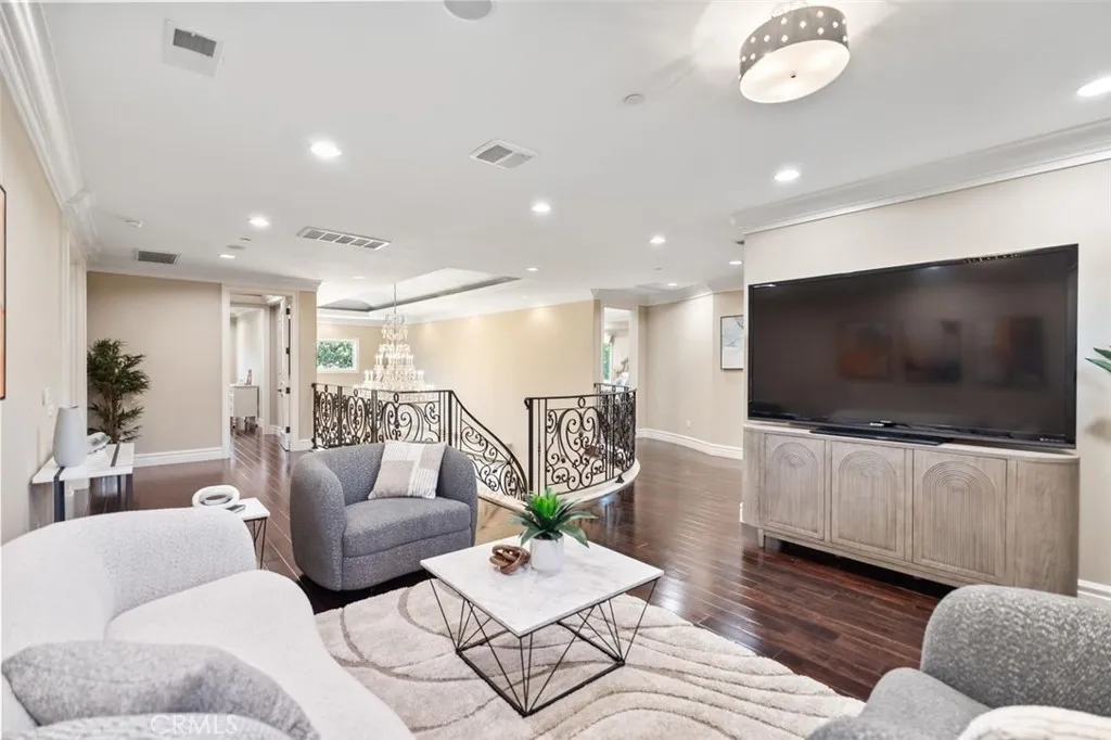 289 W Woodruff Avenue, Arcadia, California 91007 home-pic-29