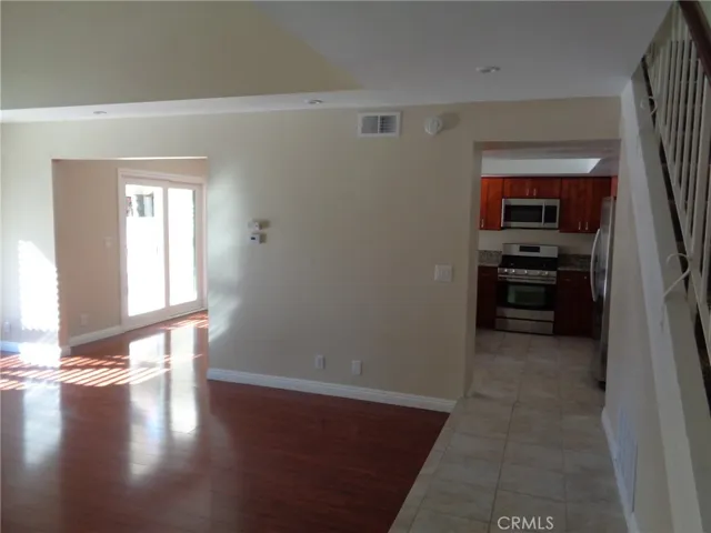 7792 Beachcomber Drive, Huntington Beach, California 92648