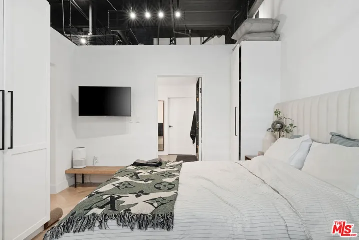 1130 S Flower Street 310, Los Angeles, California 90015