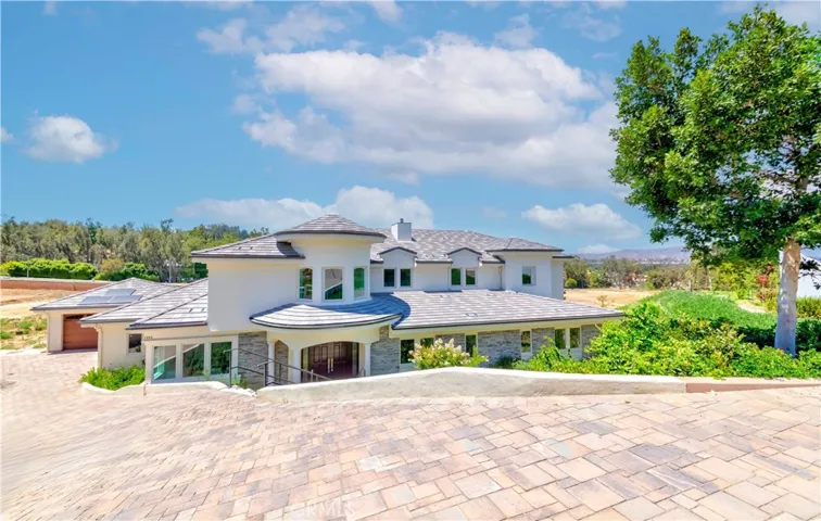 1538 Jade Street, North Tustin, California 92705