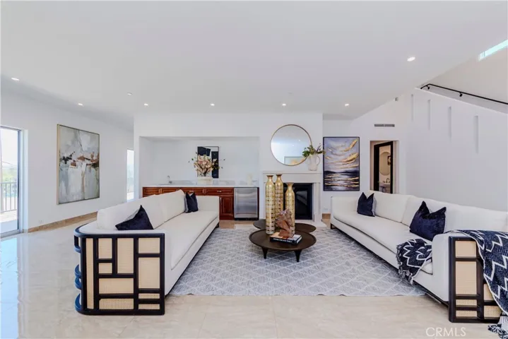 1538 Jade Street, North Tustin, California 92705