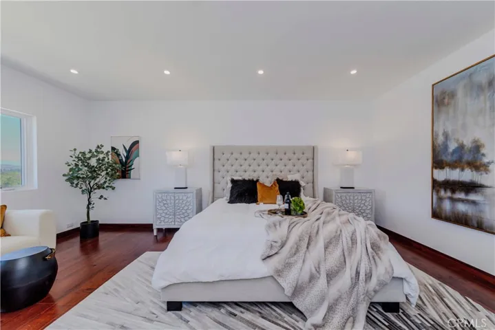 1538 Jade Street, North Tustin, California 92705