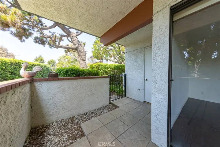6242 Riviera Circle, Long Beach, California 90815