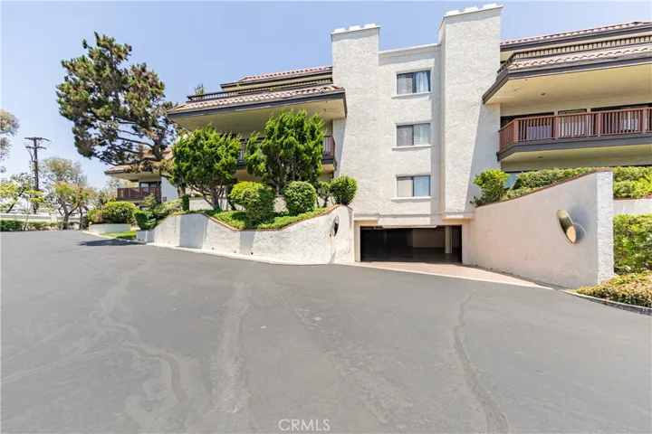 6242 Riviera Circle, Long Beach, California 90815