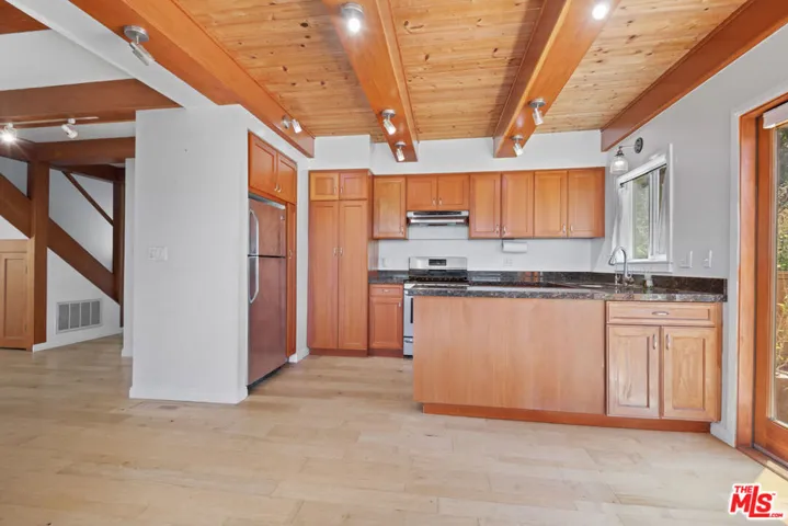 1212 Fernwood Pacific Drive, Topanga, California 90290