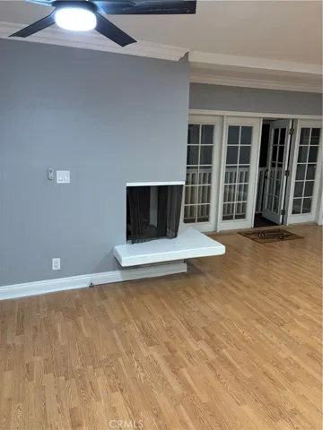 9031 Phyllis Avenue 6, West Hollywood, California 90069