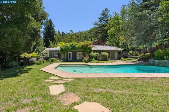 3806 Palo Alto Dr, Lafayette, California 94549