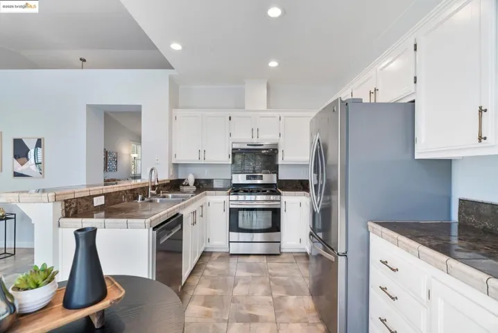 5410 Lakespring Dr, Oakley, California 94561