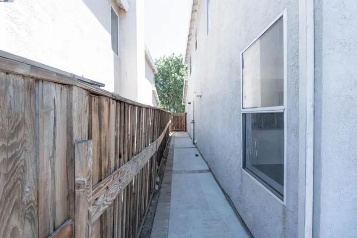 4517 Waterford Way, Oakley, California 94561