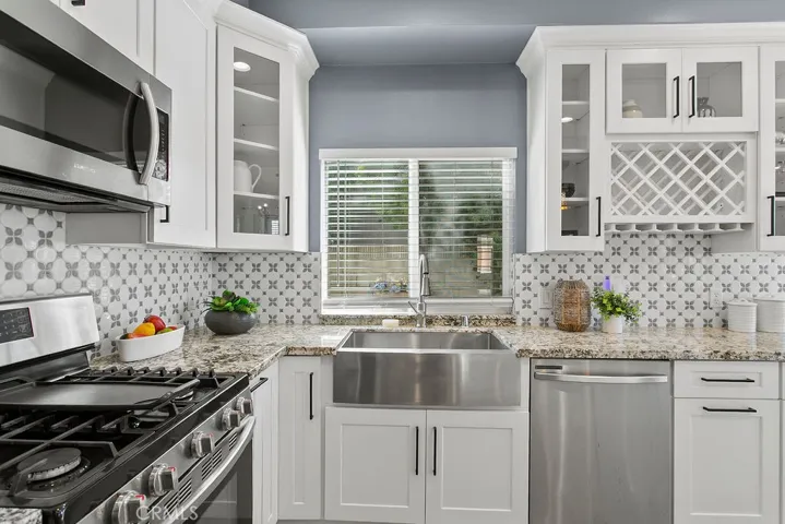 5612 Sprague Ave, Cypress, California 90630