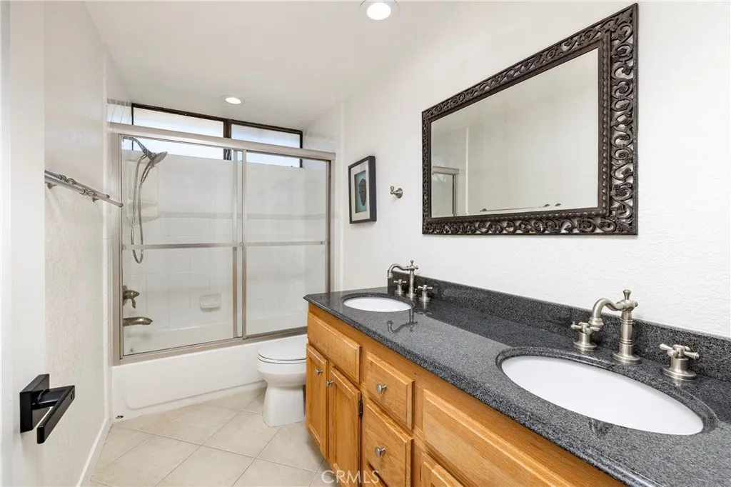 3871 Mistral Drive, Huntington Beach, California 92649 home-pic-18