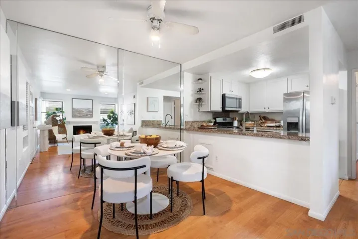 1941 Wellington Ln 7, Vista, California 92081