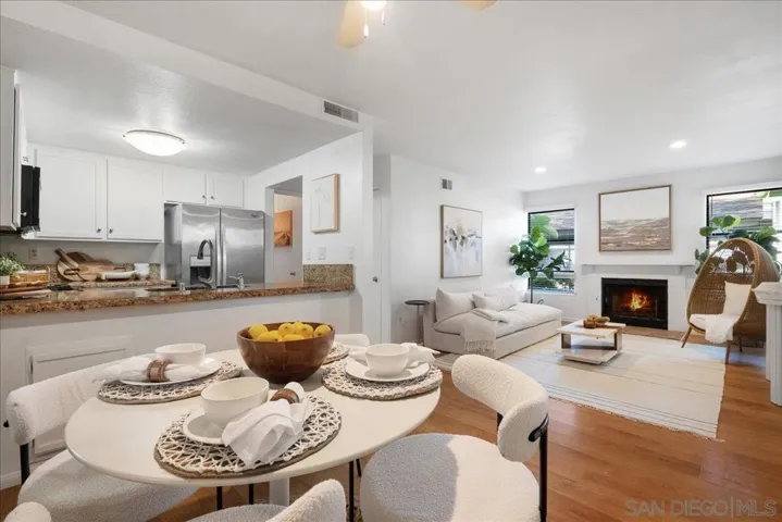 1941 Wellington Ln 7, Vista, California 92081