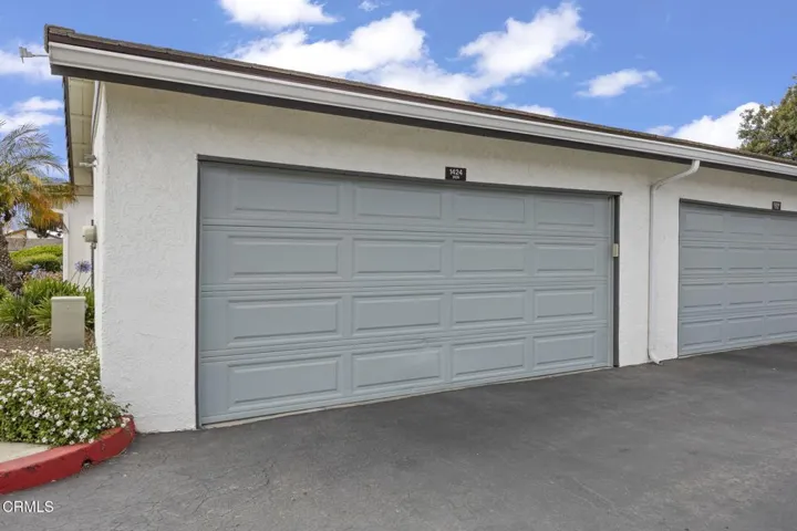 34-web-or-mls-UpmarketMedia_1424Z-101
