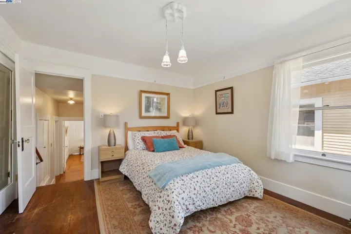 1300 Regent St, Alameda, California 94501