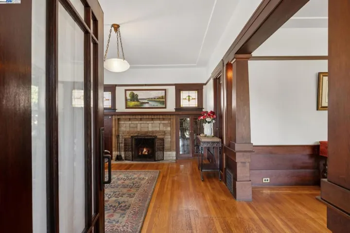 1300 Regent St, Alameda, California 94501
