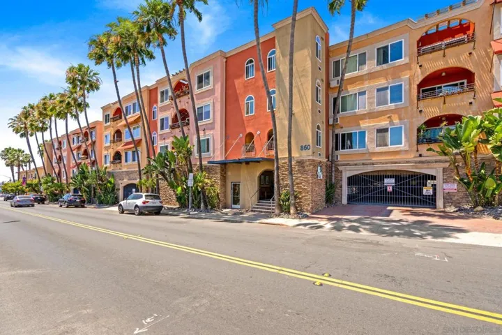 860 Turquoise Street 227, San Diego, California 92109