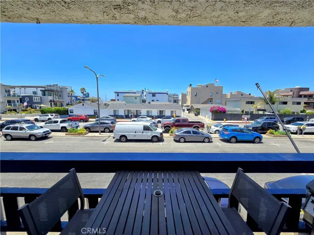 320 Hermosa Avenue 105, Hermosa Beach, California 90254