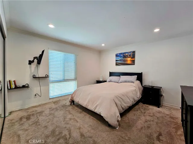 320 Hermosa Avenue 105, Hermosa Beach, California 90254
