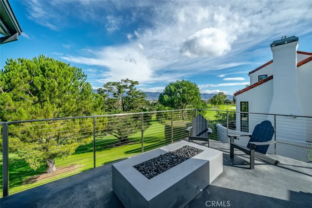 769 Greystone Place, San Luis Obispo, California 93401 home-pic-2
