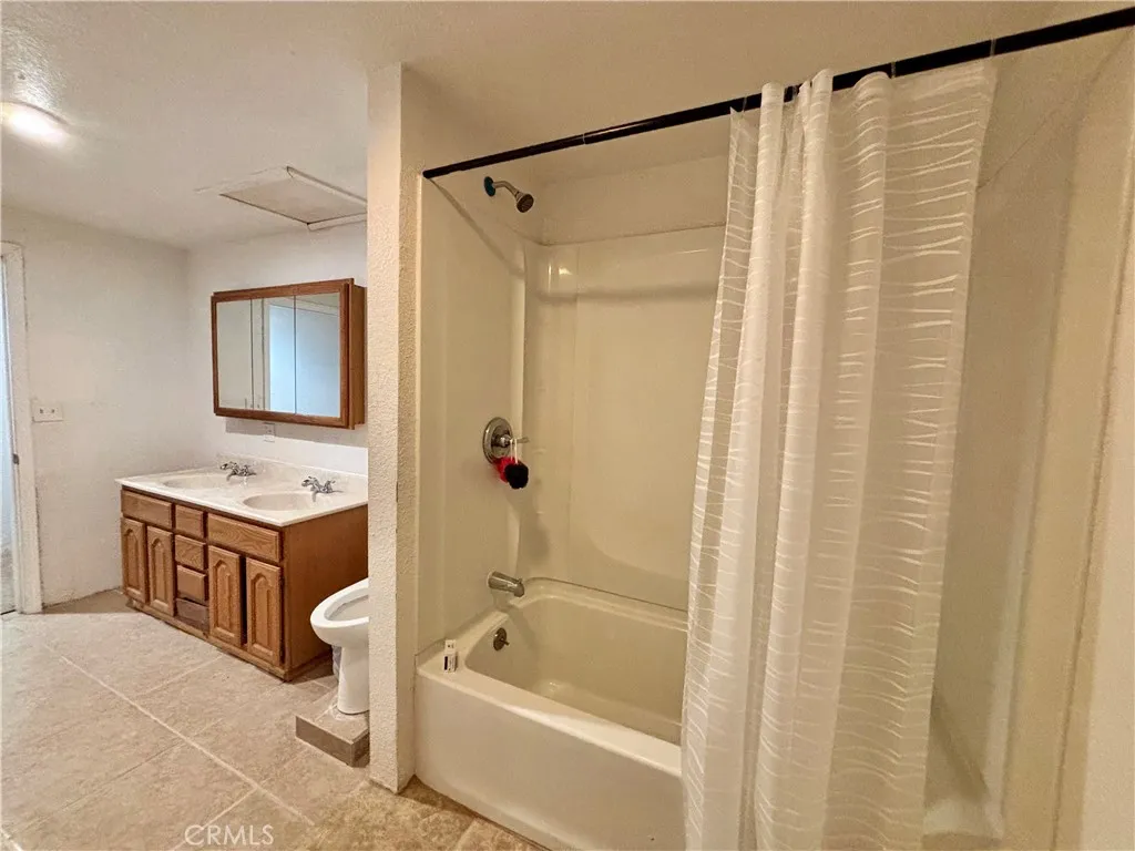 32900 Dune Road., Newberry Springs, California 92365 home-pic-29