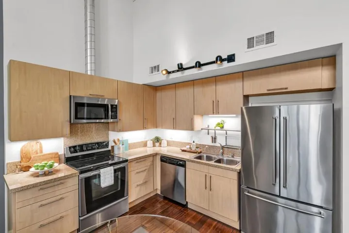 88 Bush Street 2173, San Jose, California 95126