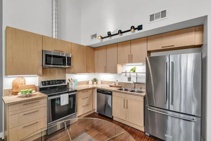 88 Bush Street 2173, San Jose, California 95126
