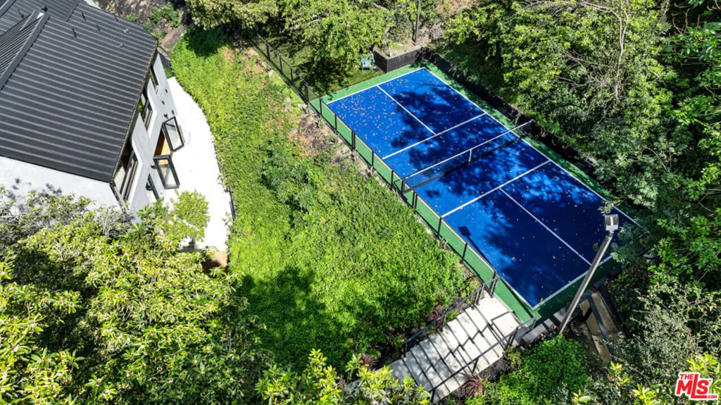 10560 Dolcedo Way, Bel Air, California 90077 home-pic-17