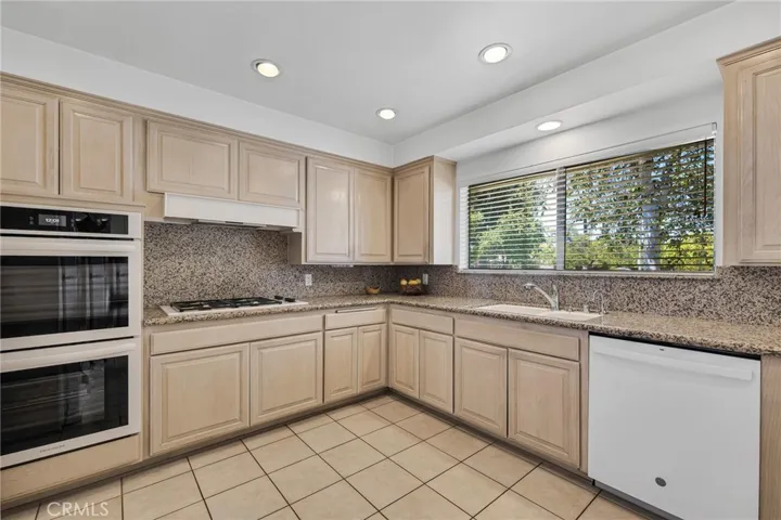 10020 Wystone Avenue, Northridge, California 91324