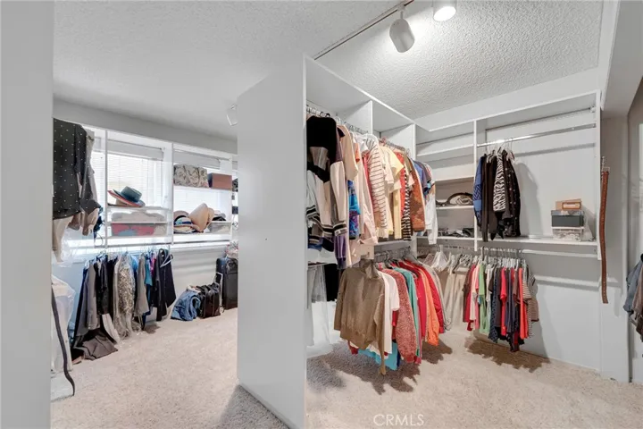 10020 Wystone Avenue, Northridge, California 91324