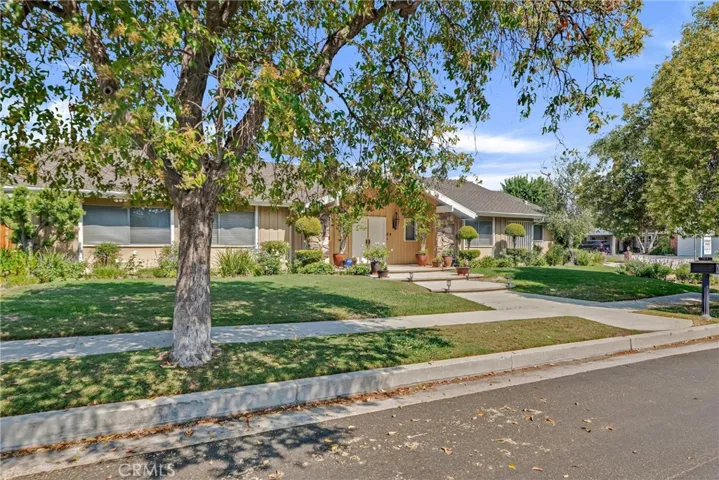 10020 Wystone Avenue, Northridge, California 91324