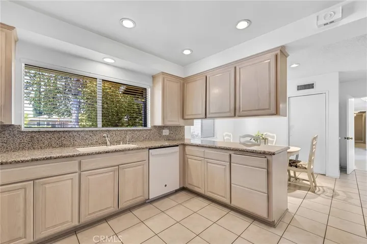 10020 Wystone Avenue, Northridge, California 91324
