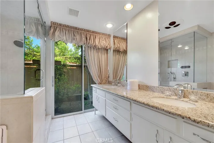 10020 Wystone Avenue, Northridge, California 91324