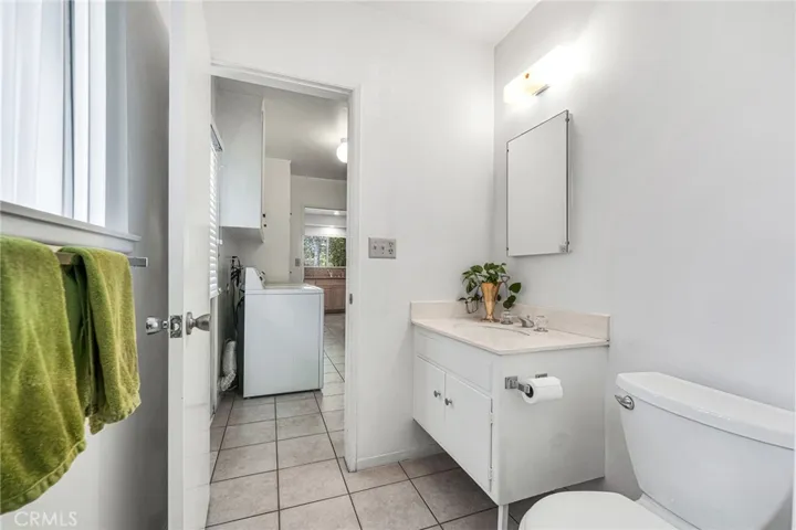 10020 Wystone Avenue, Northridge, California 91324