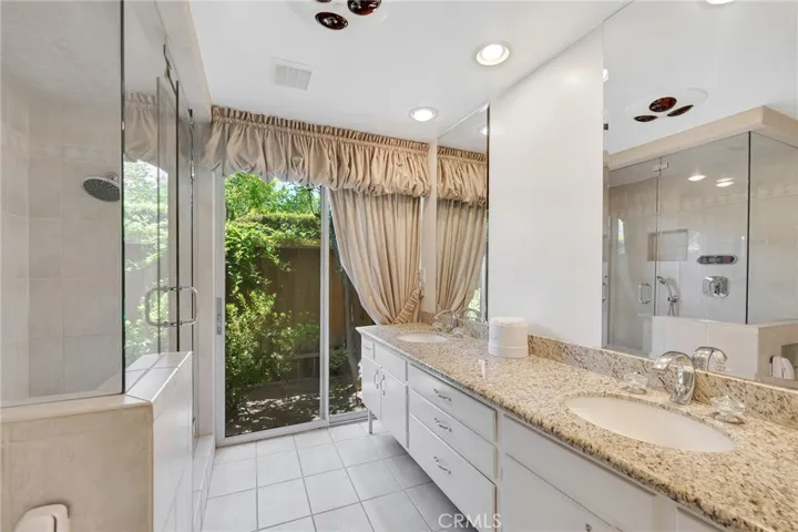 10020 Wystone Avenue, Northridge, California 91324