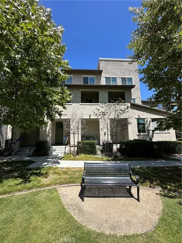 1060 Newberry Lane, Claremont, California 91711