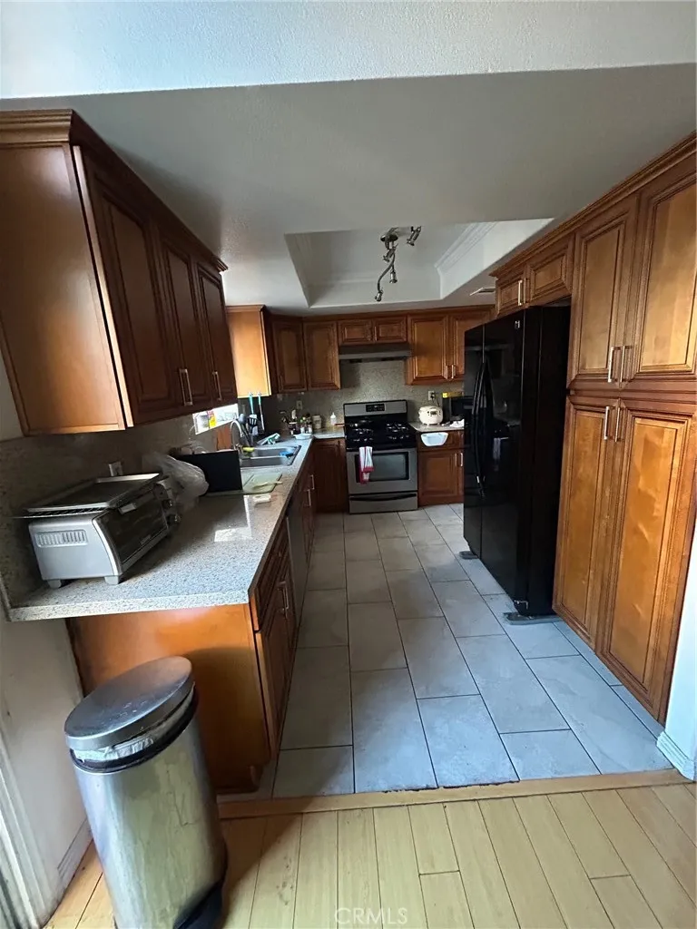 621 Hazel Avenue, Rosemead, California 91770 home-pic-4