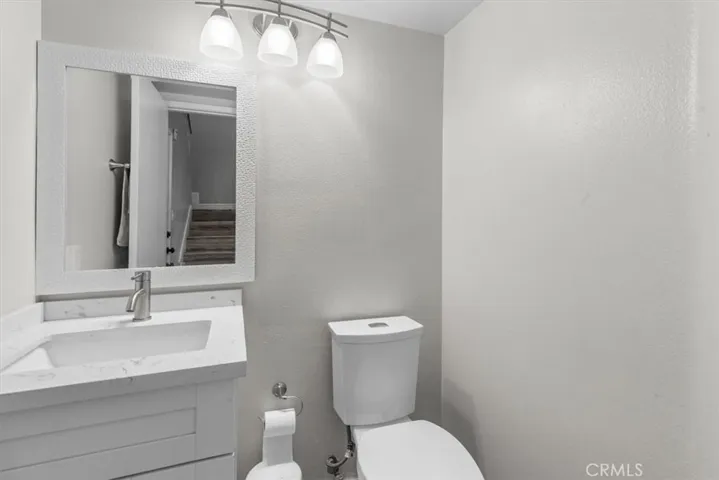817 Granite Privado, Ontario, California 91762